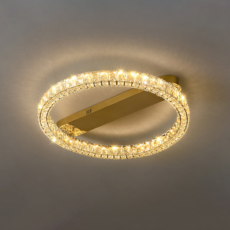 Moderne, runde Deckenleuchte aus Kristallglas in Gold für das Wohnzimmer