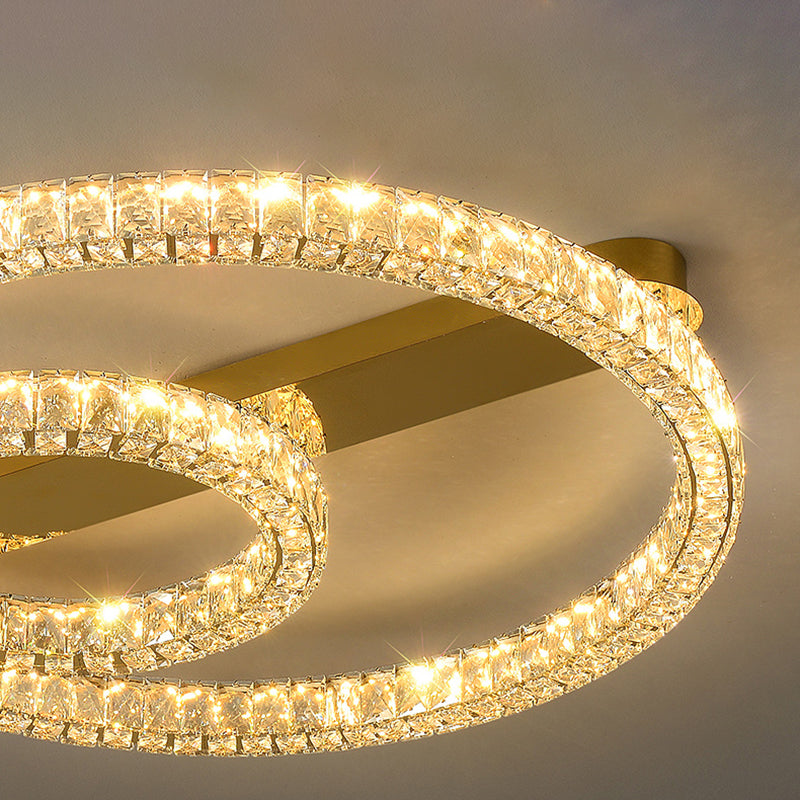 Moderne, runde Deckenleuchte aus Kristallglas in Gold für das Wohnzimmer
