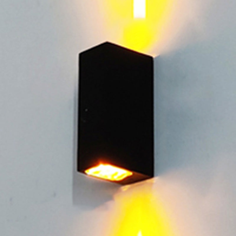 Moderner Stil quadratischer Schatten Wandleuchte Metal 2 Leuchten Wandmontage Beleuchtung in Schwarz