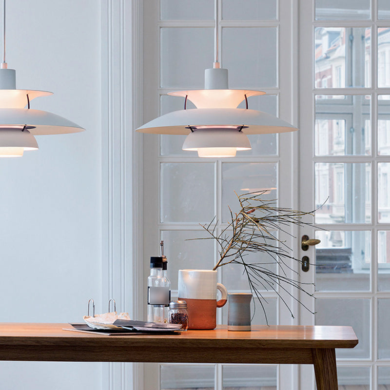 Nordic Style Hanging Light Colorful Metal Shade Pendent Lighting Fixture for Sitting Room