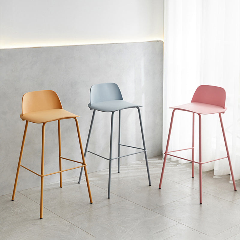 Taburete de bar de estilo industrial Taburete de mostrador con asiento de PP para barra de cocina