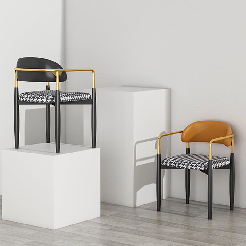 Eigentijdse stijl eetstoelen eetarm open achterstoelen met metalen benen
