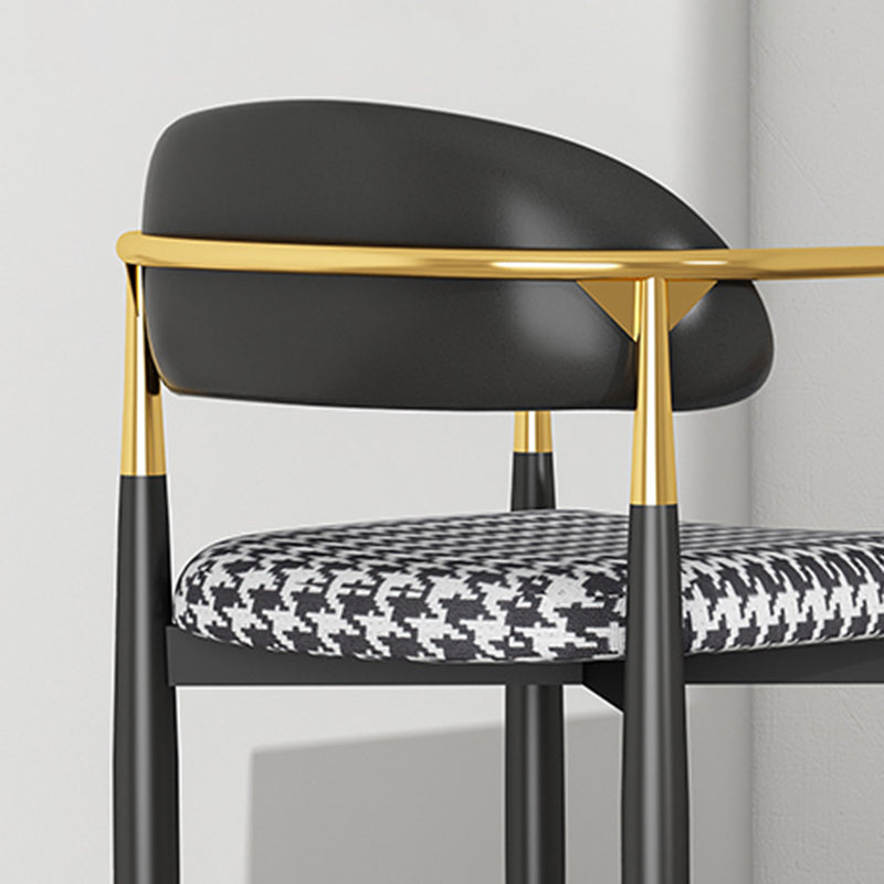 Eigentijdse stijl eetstoelen eetarm open achterstoelen met metalen benen