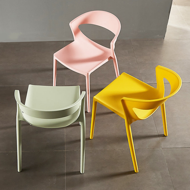 Moderne eet- en accentstoelen indoor-outdoor plastic open achterkant stoel