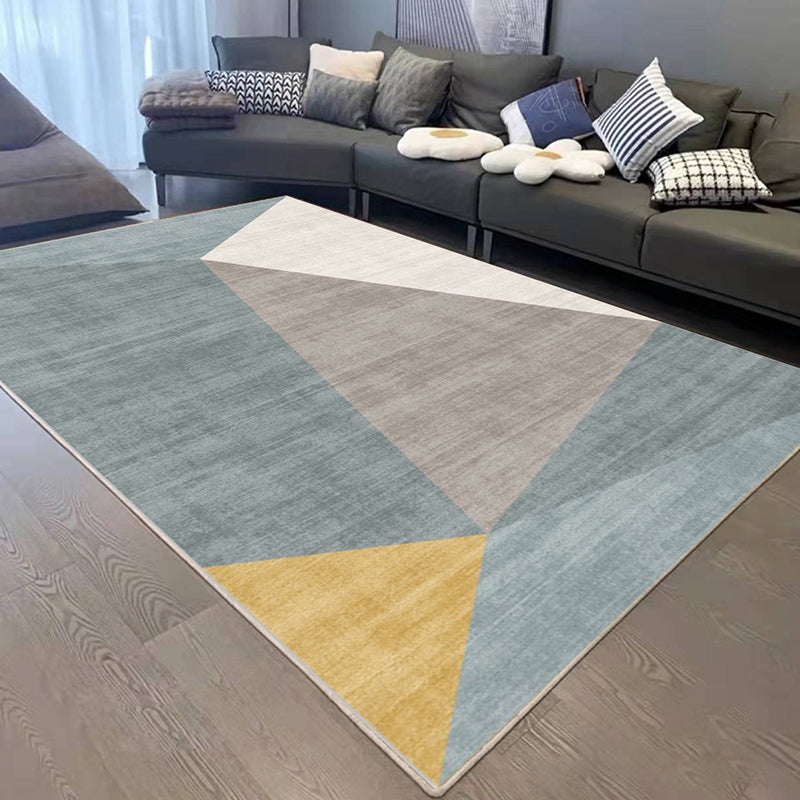 Dark Brown Graphic Rug Polyester Simple Rug Non-Slip Backing Rug for Home Decor