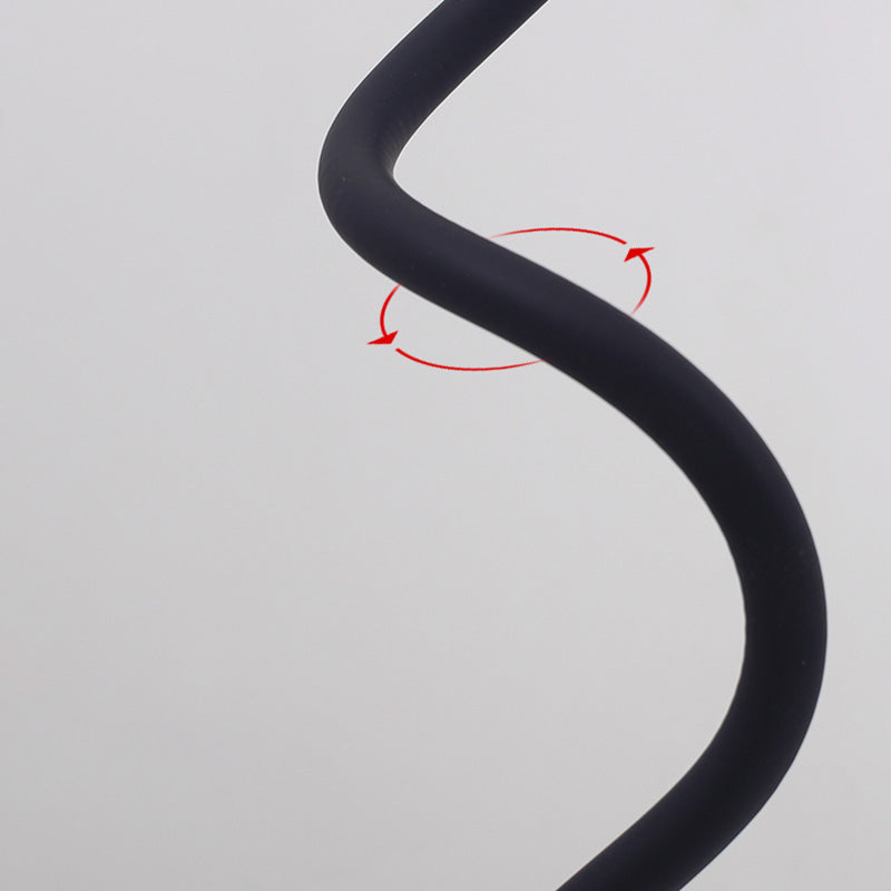 Lampe de table linéaire lampe moderne en métal.