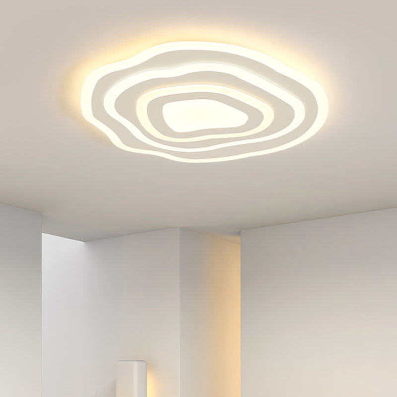 Contemporary Irregular Flush Light Metal 1 Light Flush Mount Ceiling Fixture in White