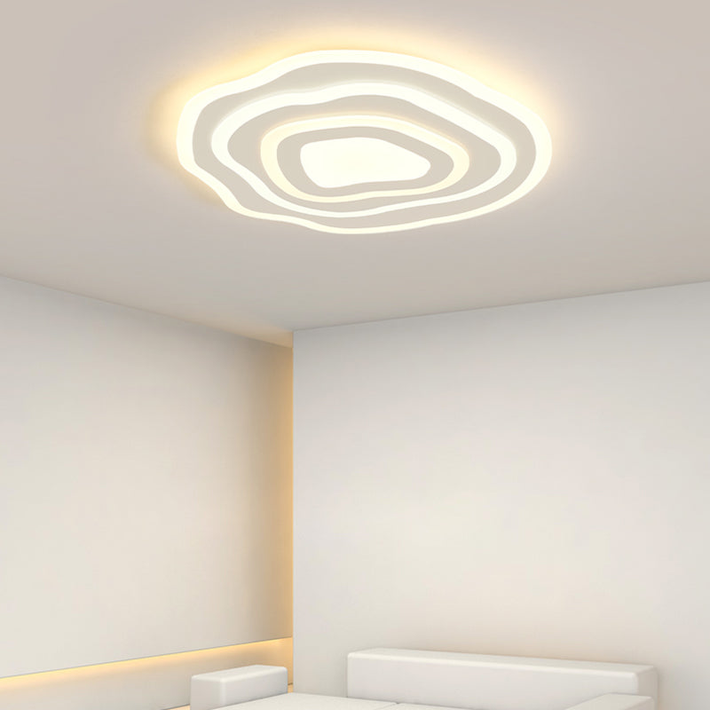 Contemporary Irregular Flush Light Metal 1 Light Flush Mount Ceiling Fixture in White