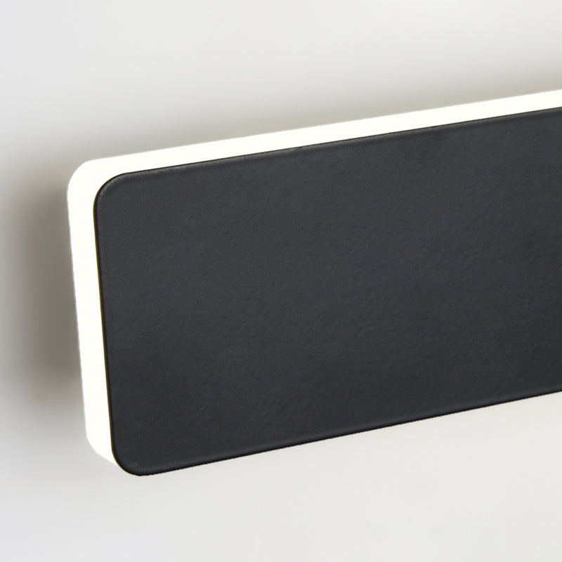 Éclairage de mur en métal linéaire