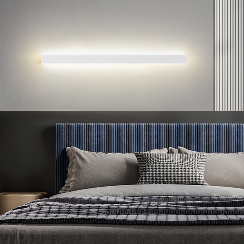 Éclairage de mur en métal linéaire