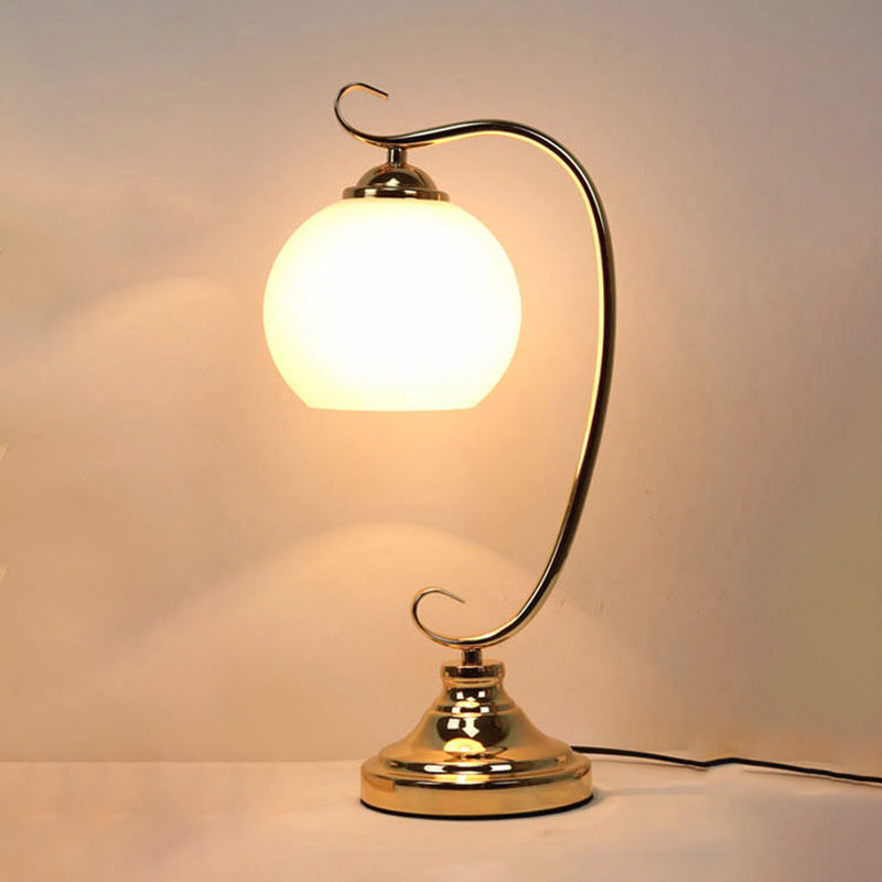 Lampe de table de nuit à dôme moderne en verre une table de chevet légère