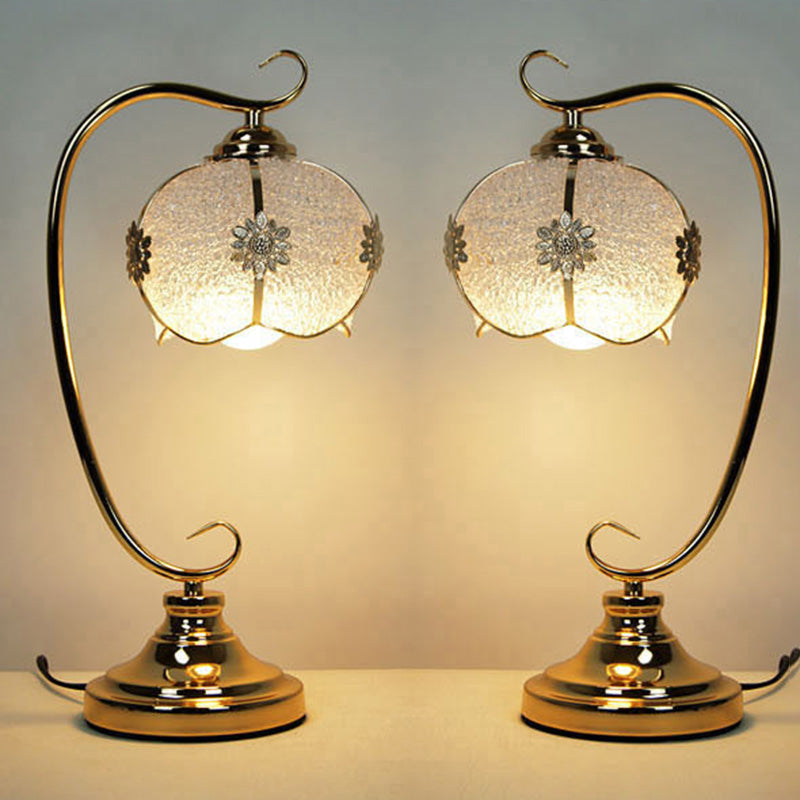 Lampe de table de nuit à dôme moderne en verre une table de chevet légère