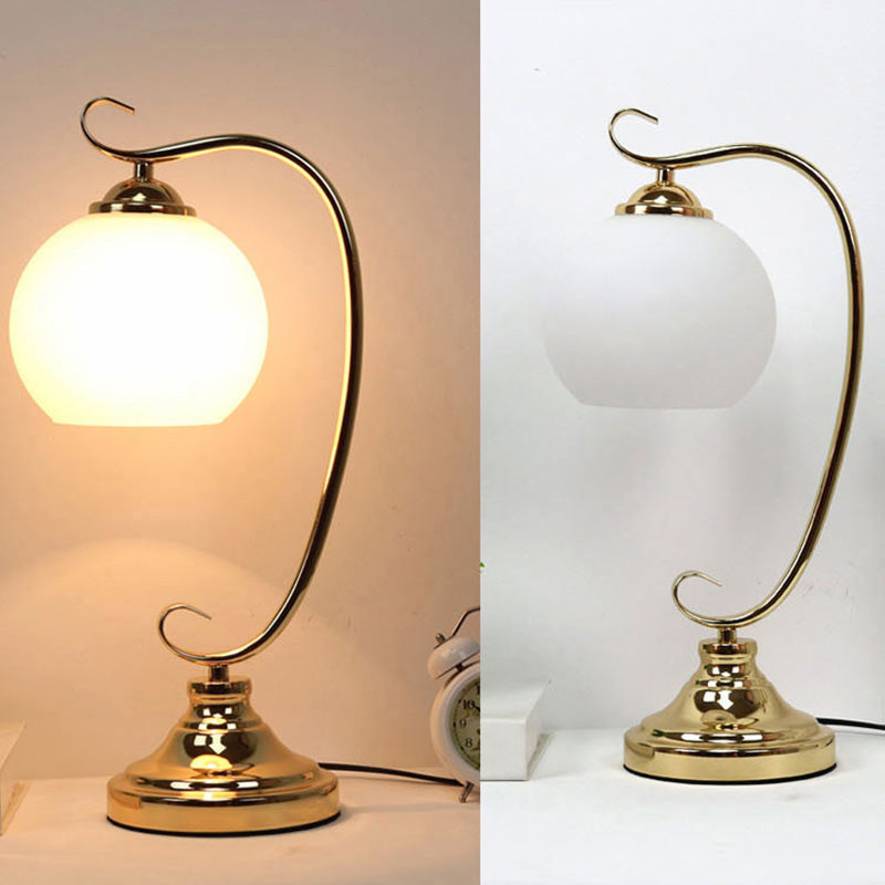 Lampe de table de nuit à dôme moderne en verre une table de chevet légère