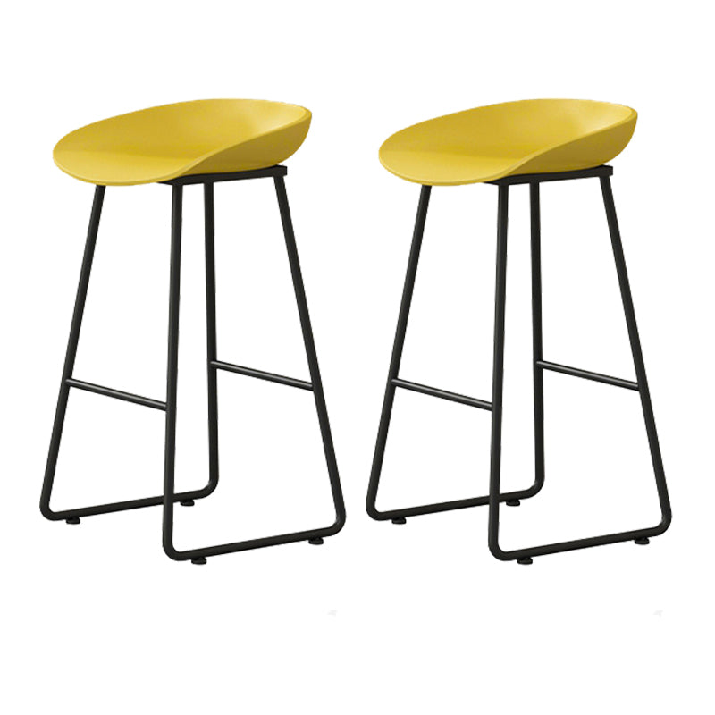 Modern Armless Backrest Counter Stool Iron Kitchen Bar Stool with Plastic Seat
