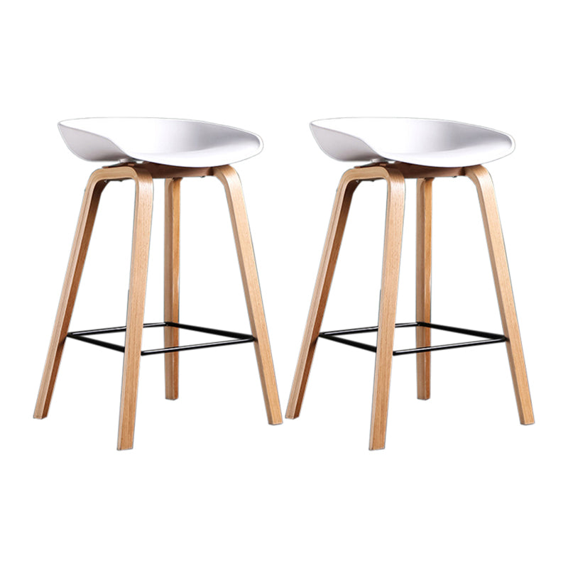 Taburete de bar de madera maciza de estilo moderno con reposapiés, taburete de bar elegante con respaldo bajo