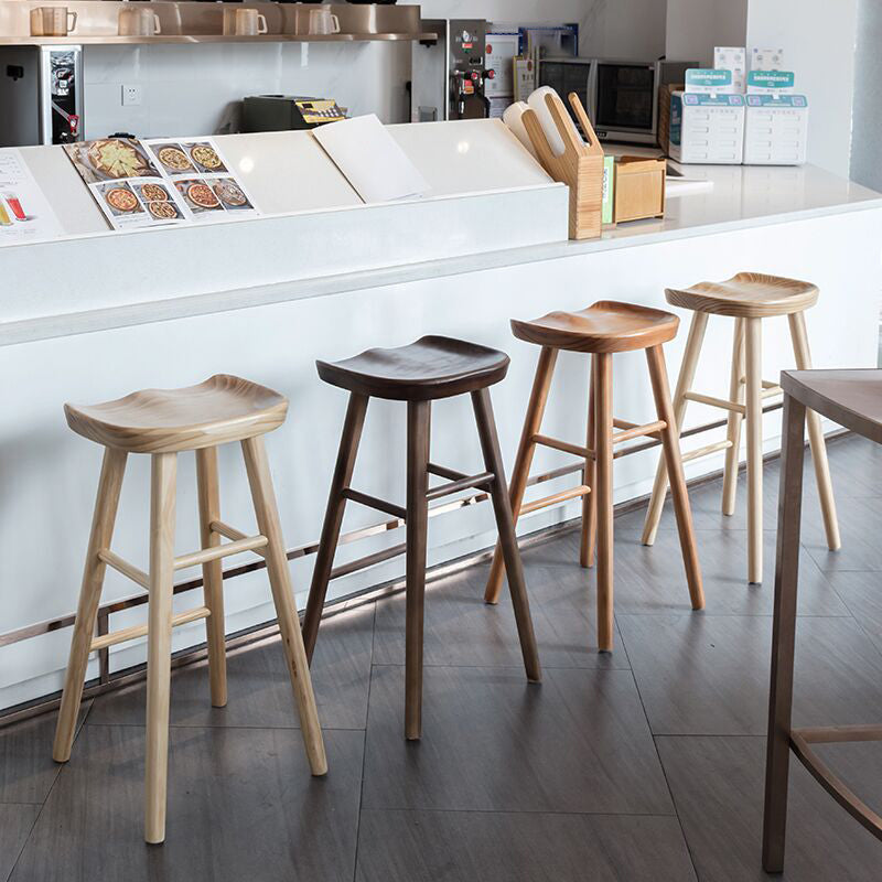 Modern Style Solid Wood Bar Stool with Footrest and Saddle Seat Indoor Bar Stool