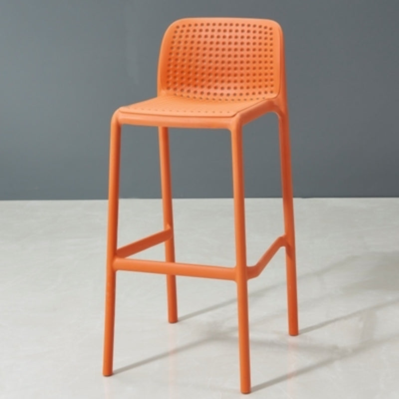 Sgabello da bar in plastica moderno sgabello da banco posteriore senza braccio con sedile di plastica e pedale