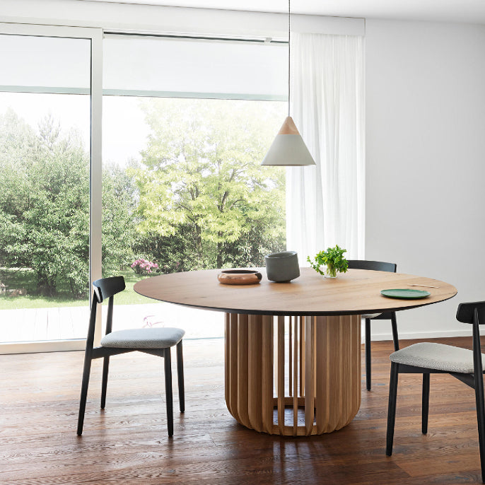 Mesa de comedor de madera sólida Mesa de pedestal de simplicidad para el comedor