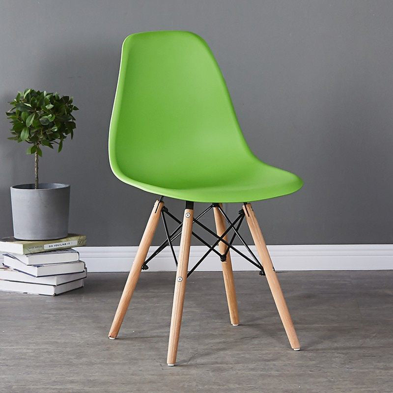 Silla de comedor de cocina escandinava de madera sólida sólida