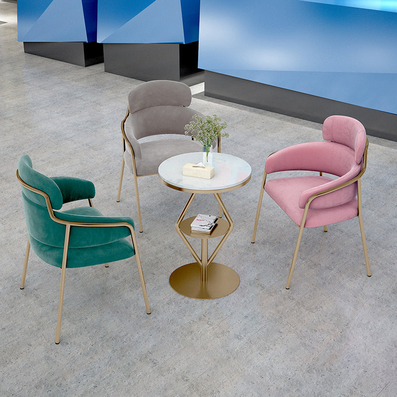 Sillas de comedor con brazo de terciopelo Glam, silla de comedor de metal para uso en restaurantes