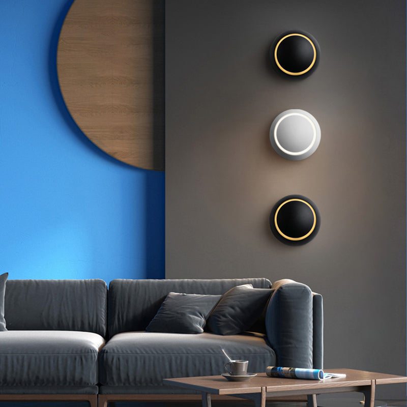 Moderner Stil runder Schatten Wandleuchten Metall 1-Licht-Wandmontage Beleuchtung