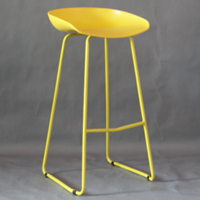 Modern Armless Backrest Counter Stool Iron Bar Stool with Plastic Seat