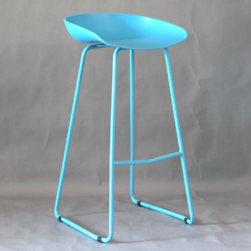 Modern Armless Backrest Counter Stool Iron Bar Stool with Plastic Seat