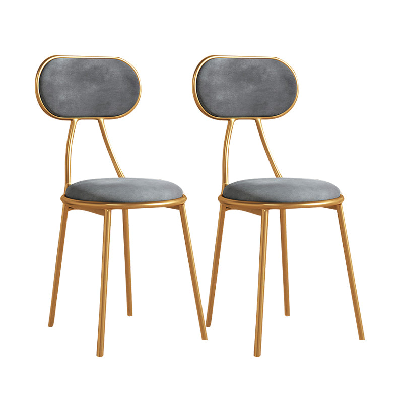 Sillas laterales con respaldo abierto apilables de estilo nórdico que cenan la silla lateral de tela