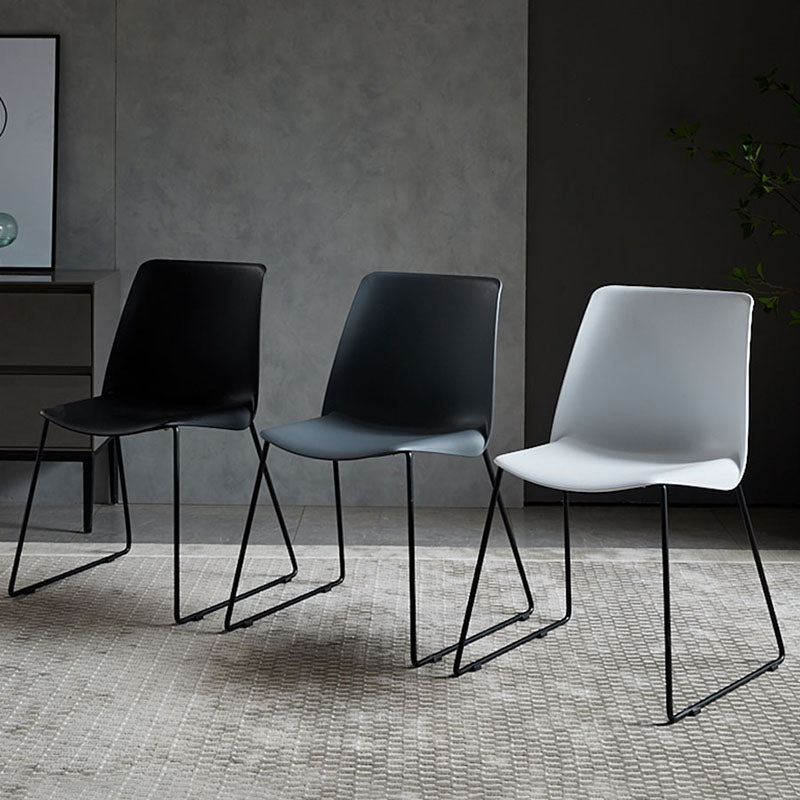 Sedia in stile contemporaneo sedia laterale senza braccio con zampe metalliche