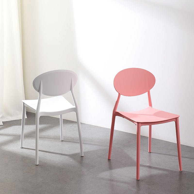 Silla contemporánea con respaldo abierto, silla lateral sin brazos con patas de plástico