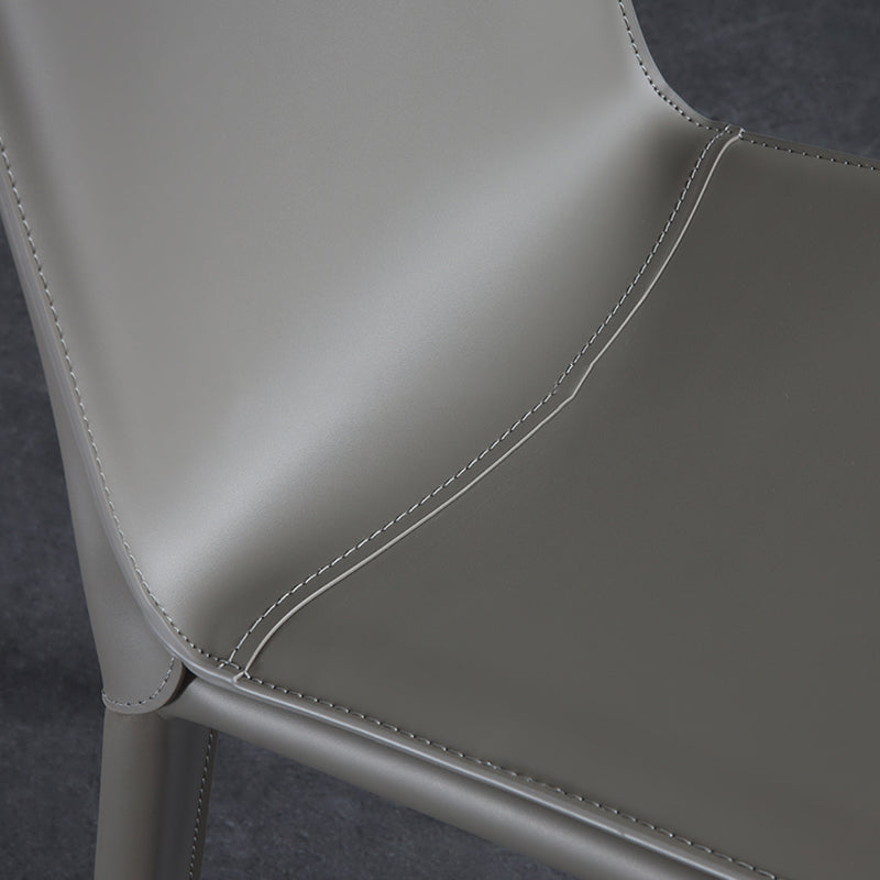 Silla de comedor sin brazos de cuero moderno que cena las sillas del metal para el uso del restaurante
