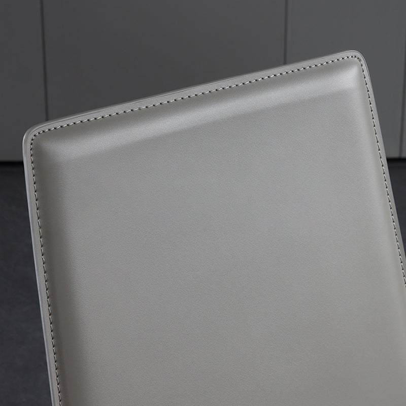 Silla de comedor sin brazos de cuero moderno que cena las sillas del metal para el uso del restaurante