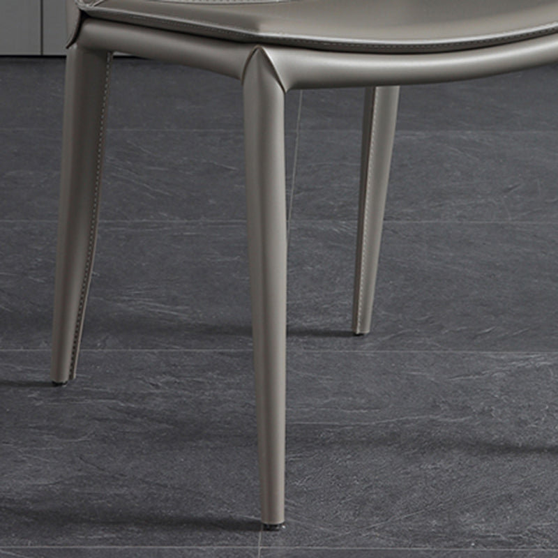 Silla de comedor sin brazos de cuero moderno que cena las sillas del metal para el uso del restaurante