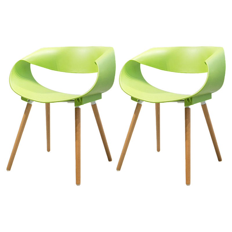Silla de comedor plástica con respaldo abierto de haya moderna con acabado mate