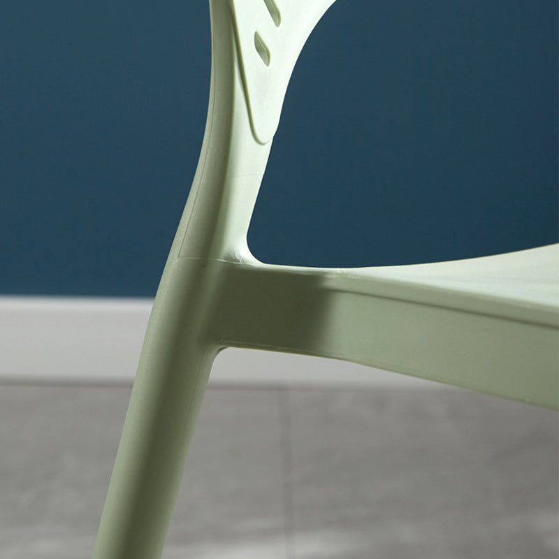 Silla de comedor escandinava de plástico, silla lateral con respaldo abierto para cocina
