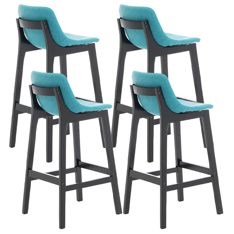 Taburete de bar de estilo escandinavo, asiento tipo cubo con patas de madera y respaldo bajo para barra de cocina