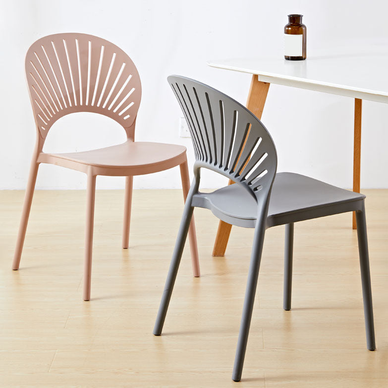 Plástico contemporáneo de las sillas apilables de la cocina que cena la silla lateral sin brazos
