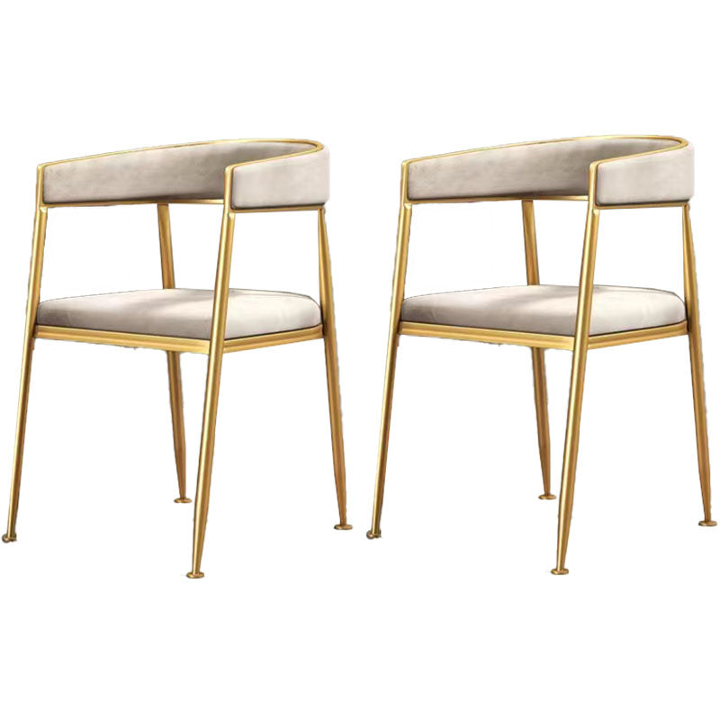 Silla de comedor tapizada con brazo de metal Glam, silla lateral de comedor para uso en restaurantes