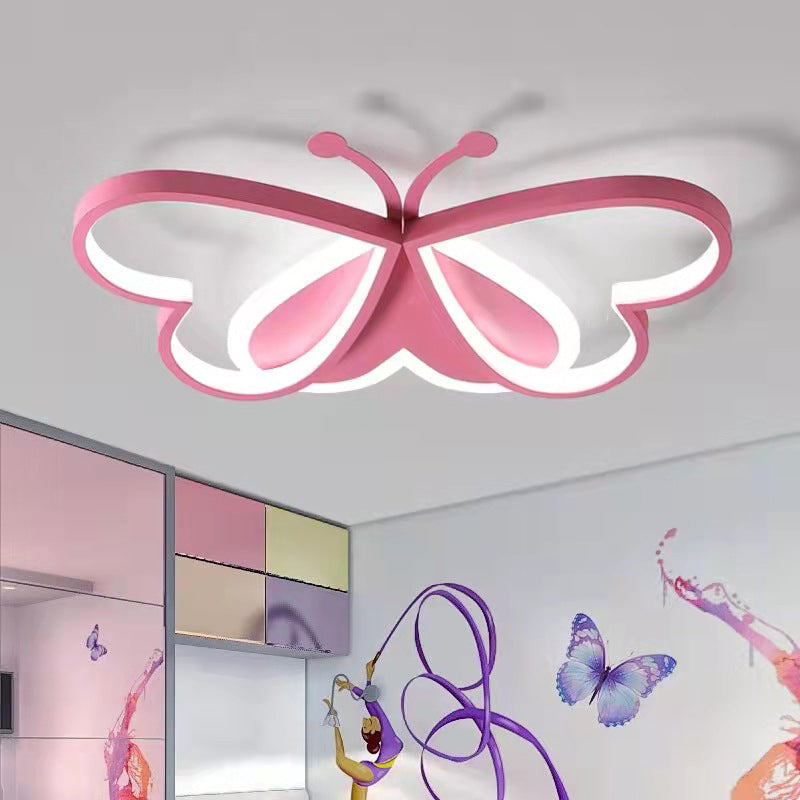 Mariposa cerca de la lámpara de techo estilo moderno lámpara de techo de metal LED para dormitorio