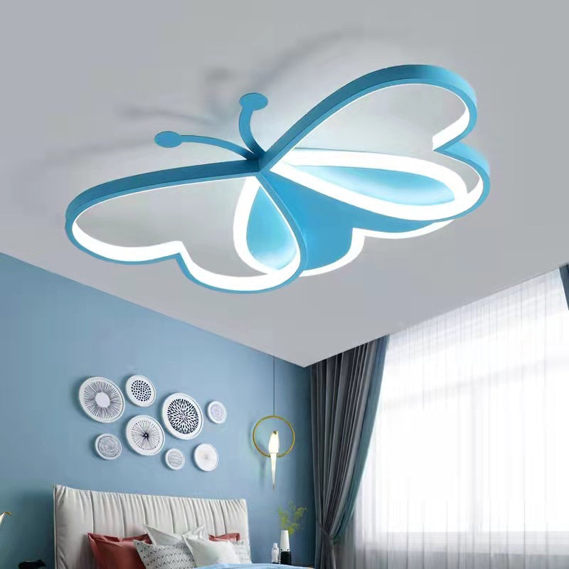 Mariposa cerca de la lámpara de techo estilo moderno lámpara de techo de metal LED para dormitorio