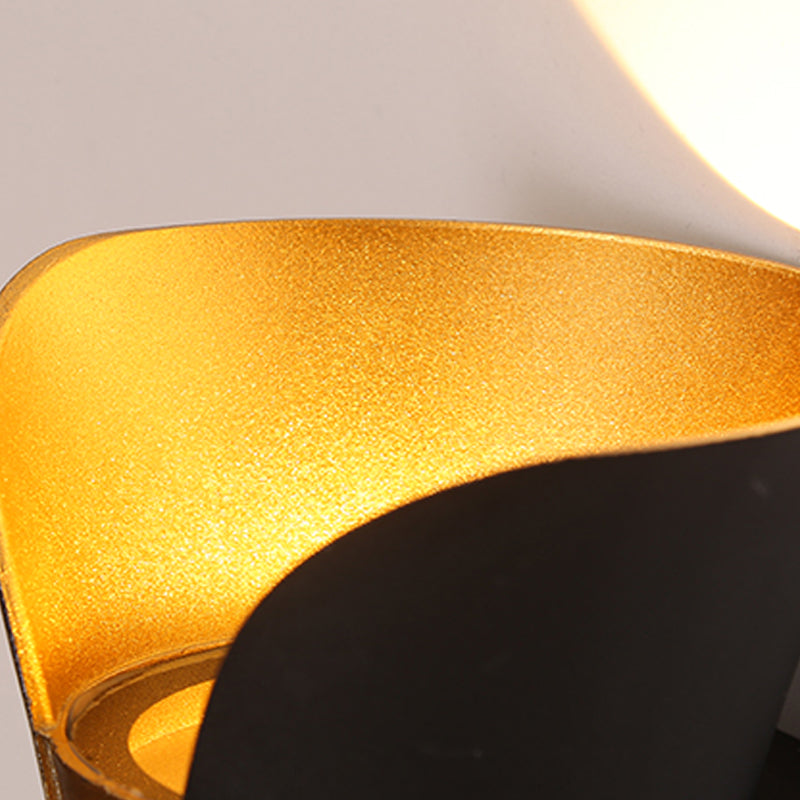 Geometrische Form Metall Wandleuchte moderne Stil 2 Lichter Wandhalterung Licht in Schwarz