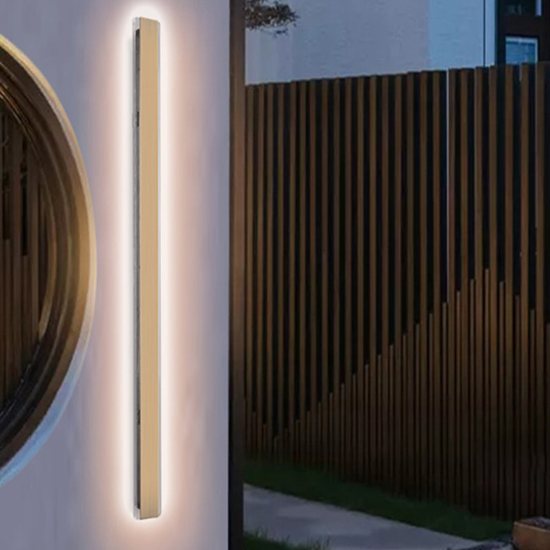 Linear Shape Metal Wall Light Modern Style 1 Light Wall Mount Light