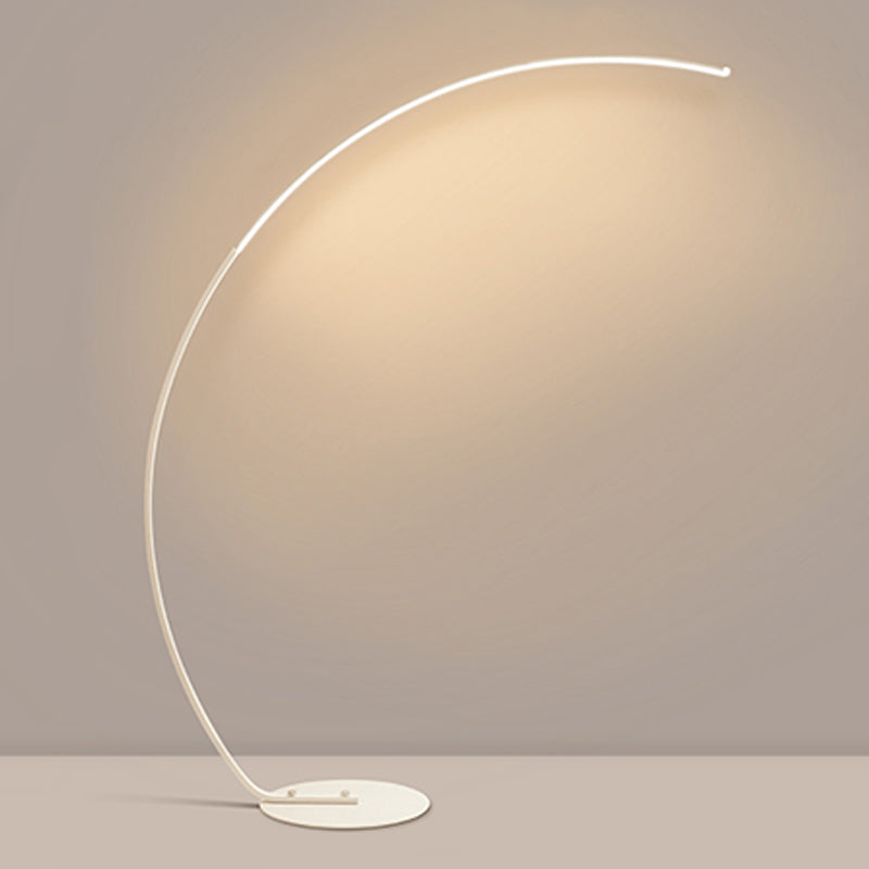 Luce da pavimento a forma lineare in metallo 1 Moderno luce montata sul pavimento leggero