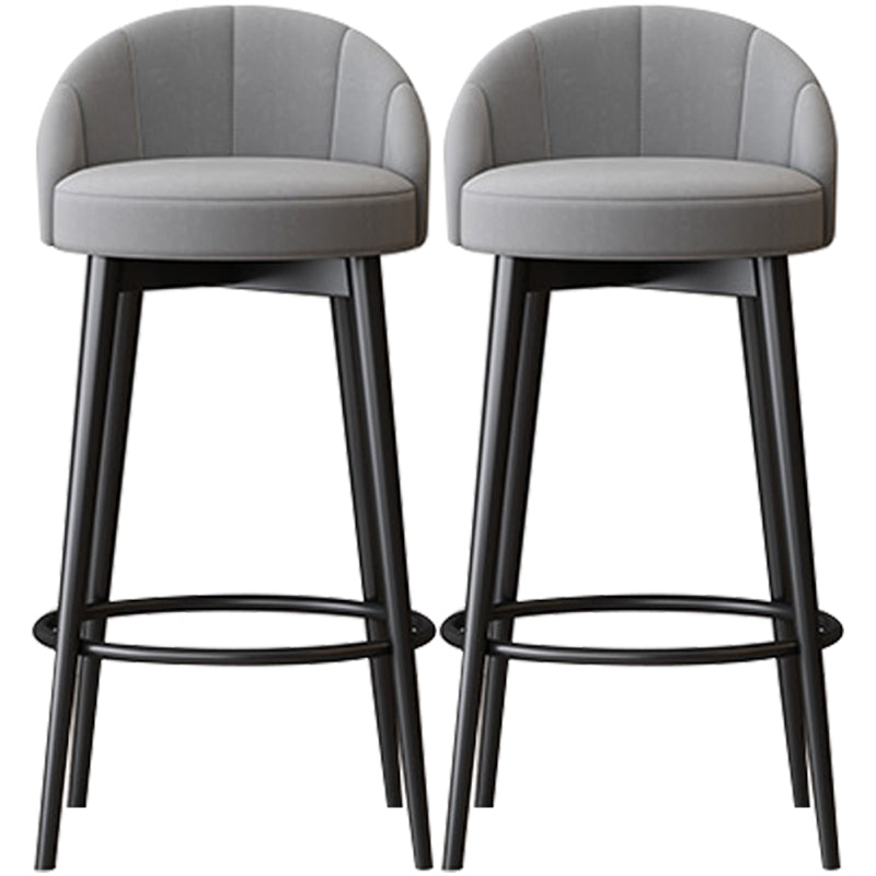 Taburete de bar de barras tapizada de metal glamorosa con cojín y espalda baja