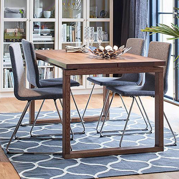 Mesa de pino de mesa de comedor de madera con base de trineo