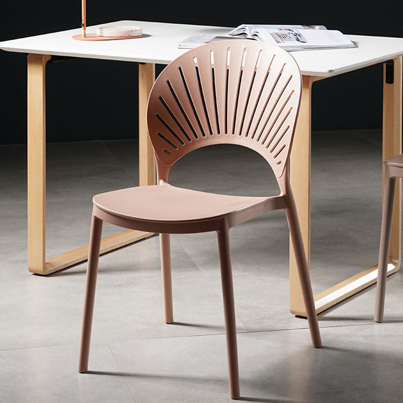 Eigentijdse stijl keuken plastic stoelen eetarmloze open achterkant stoel