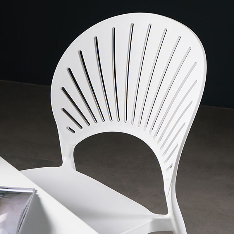 Eigentijdse stijl keuken plastic stoelen eetarmloze open achterkant stoel
