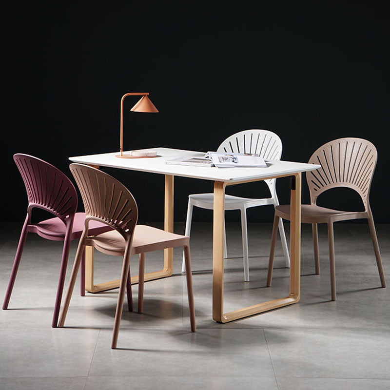 Eigentijdse stijl keuken plastic stoelen eetarmloze open achterkant stoel
