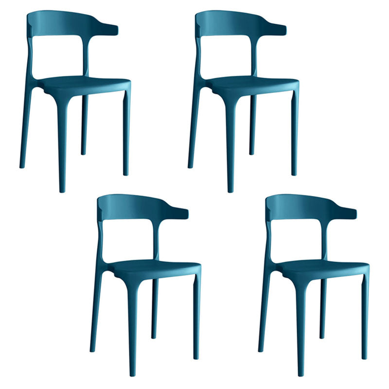Silla de comedor moderna de plástico con acabado mate y respaldo abierto