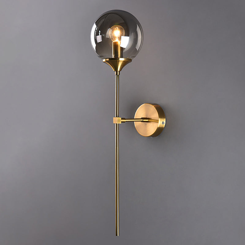 Runde Wandleuchte minimalistische Leuchtenleuchte mit Glasschatten